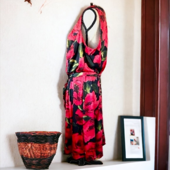 SHELBY & PALMER BLACK ROSE DRESS SIZE 2X - Picture 2 of 7